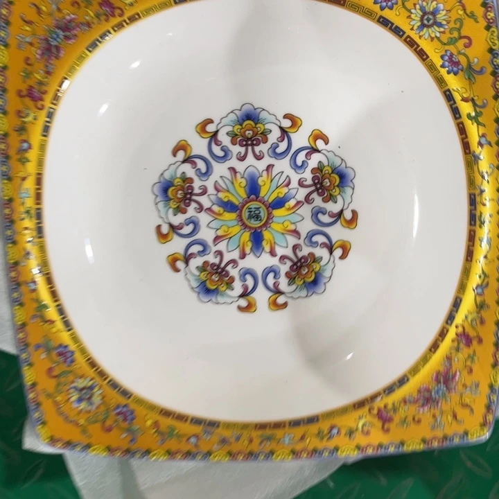 瓷片土豪金八寸方深盘两个