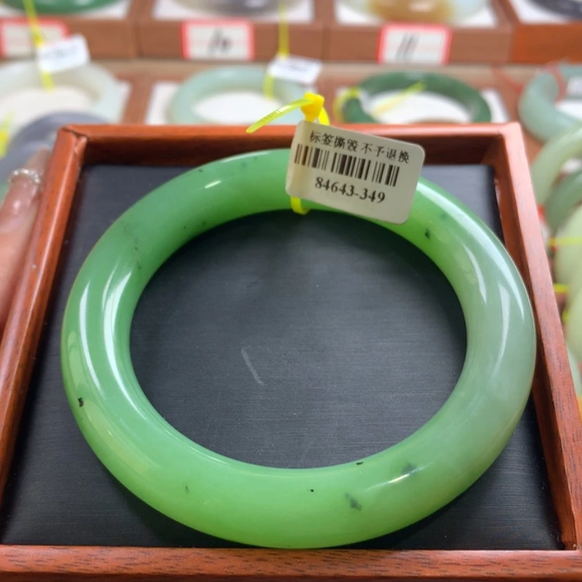 【闪购商品】和田玉手镯未镶嵌59.7