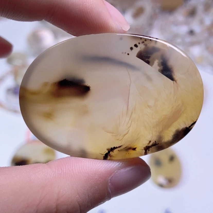 【闪购商品】玛瑙/玉髓颈饰未镶嵌