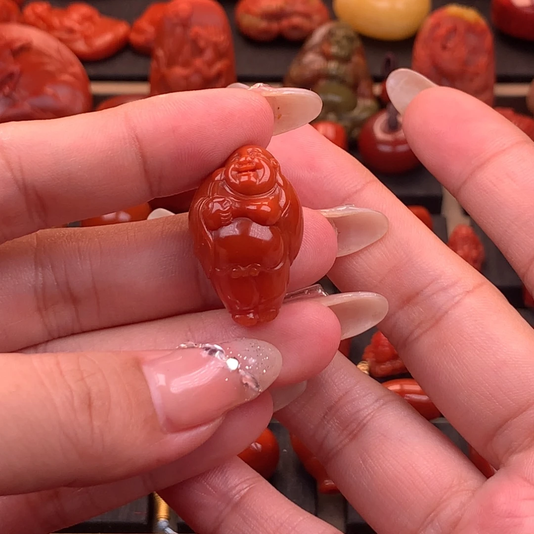 南红玛瑙未镶嵌原矿高品大师作品弥勒佛吊坠17.7mm