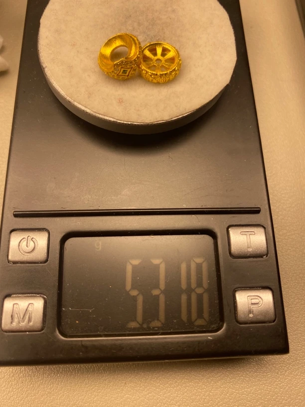 小于来了足金配饰