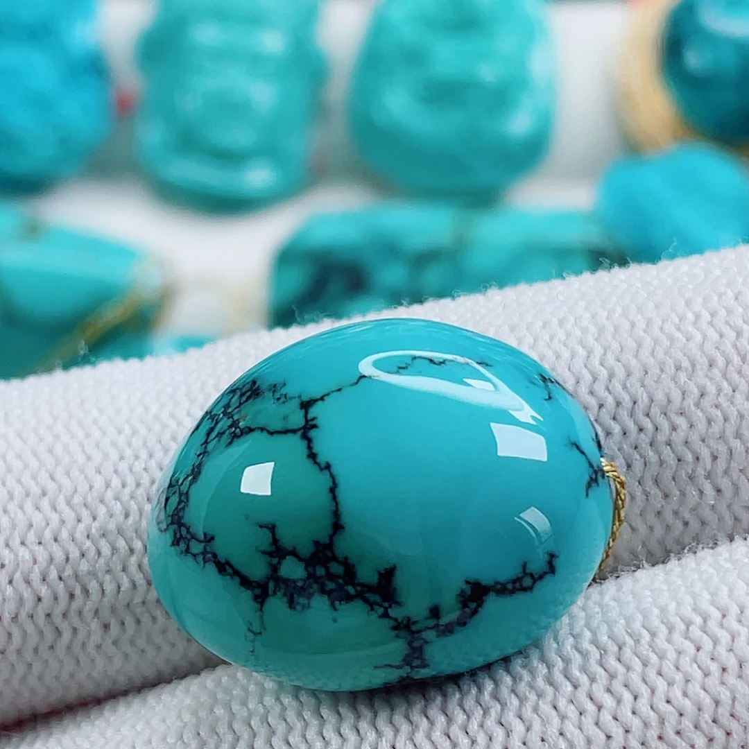 绿松石未镶嵌颈饰