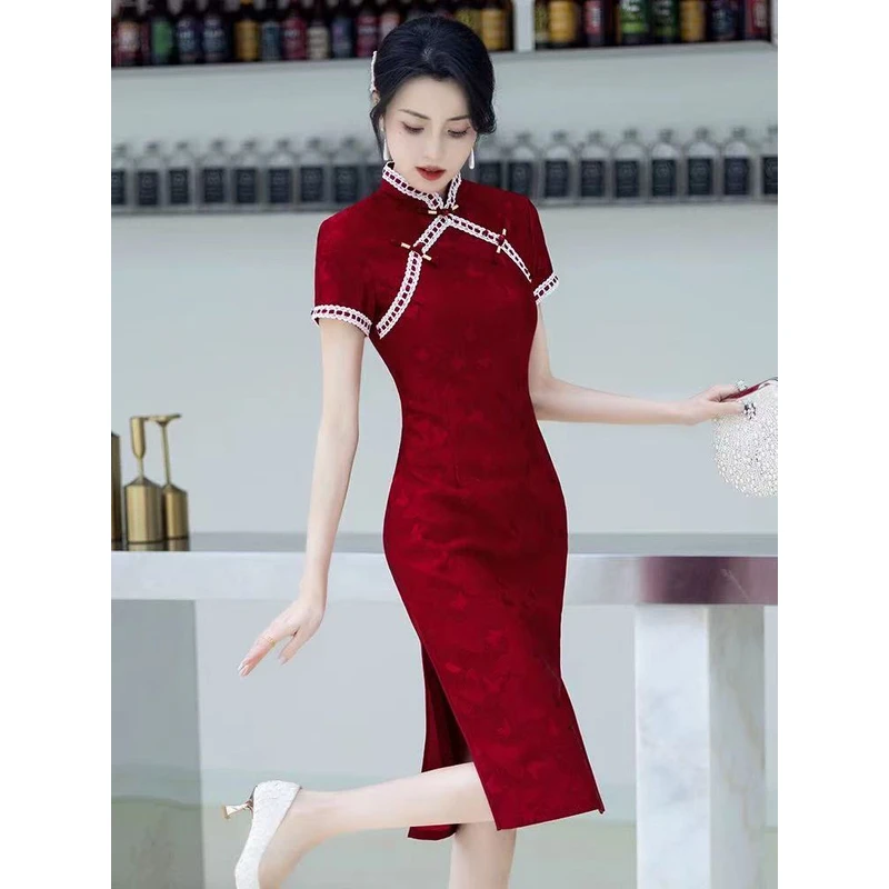 V-2375 酒红蝴蝶 网纱提花复合 夏款年轻款改良旗袍110cm长款