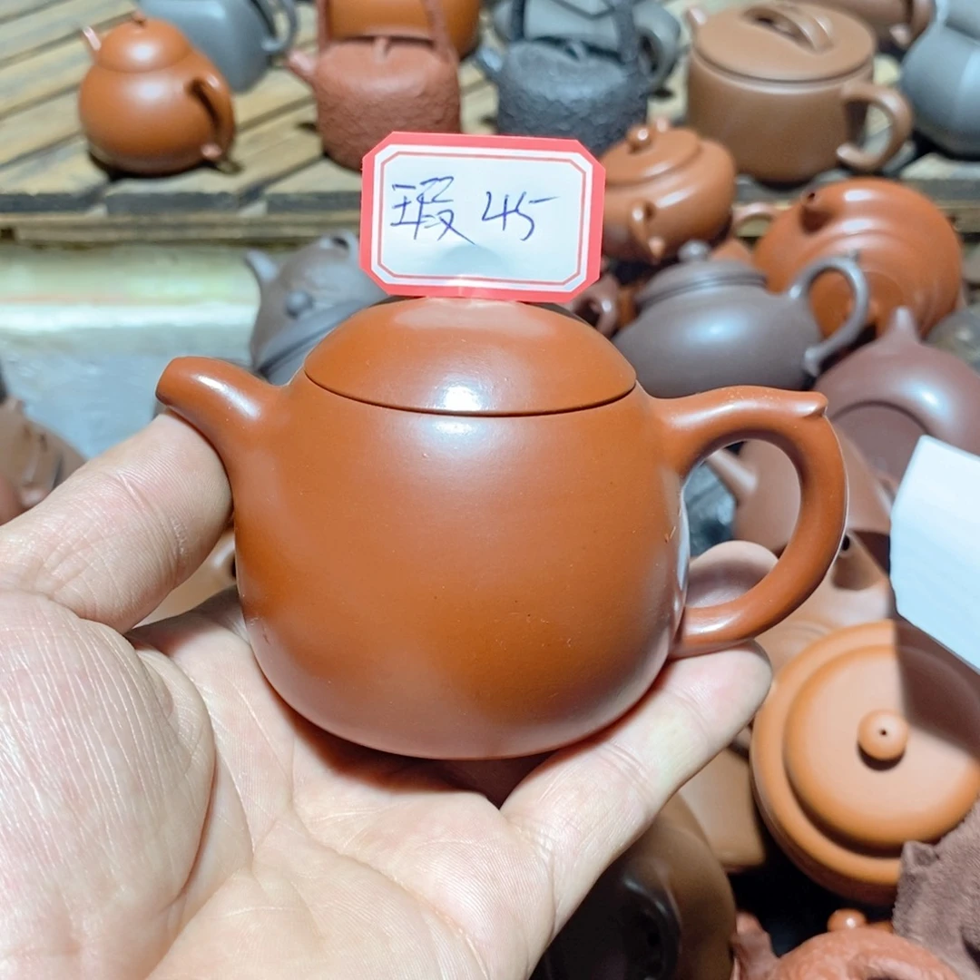 紫砂茶壶欢迎各位光临惠顾