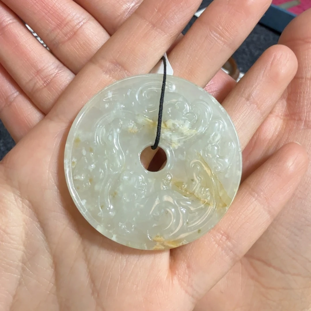 和田玉挂件未镶嵌噜**岸