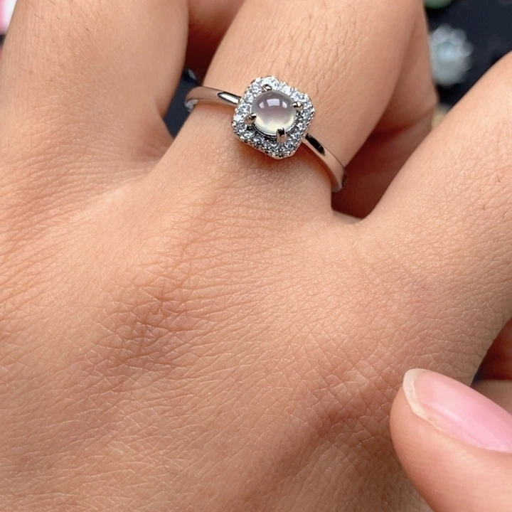 翡翠未镶嵌戒指戒指