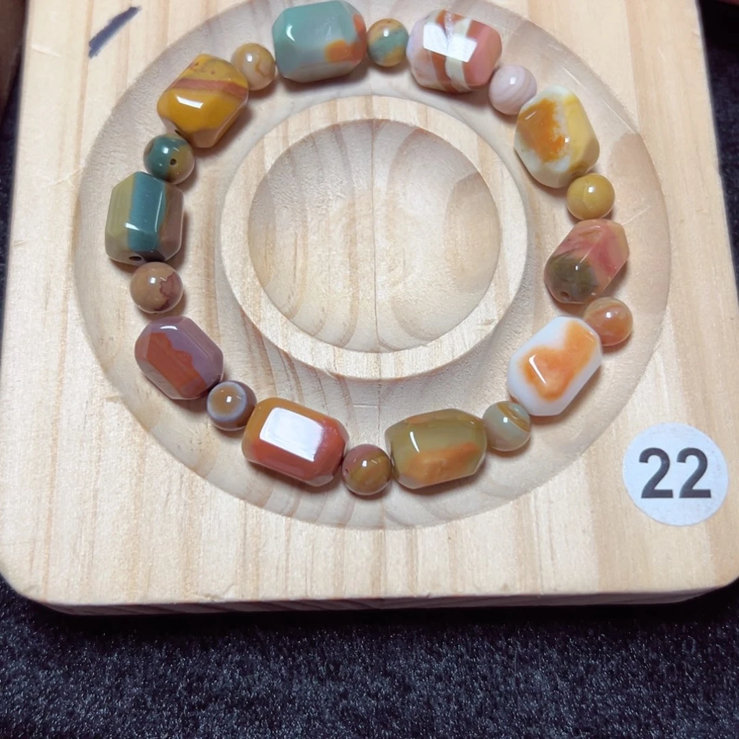 一***心石英质玉手链未镶嵌105