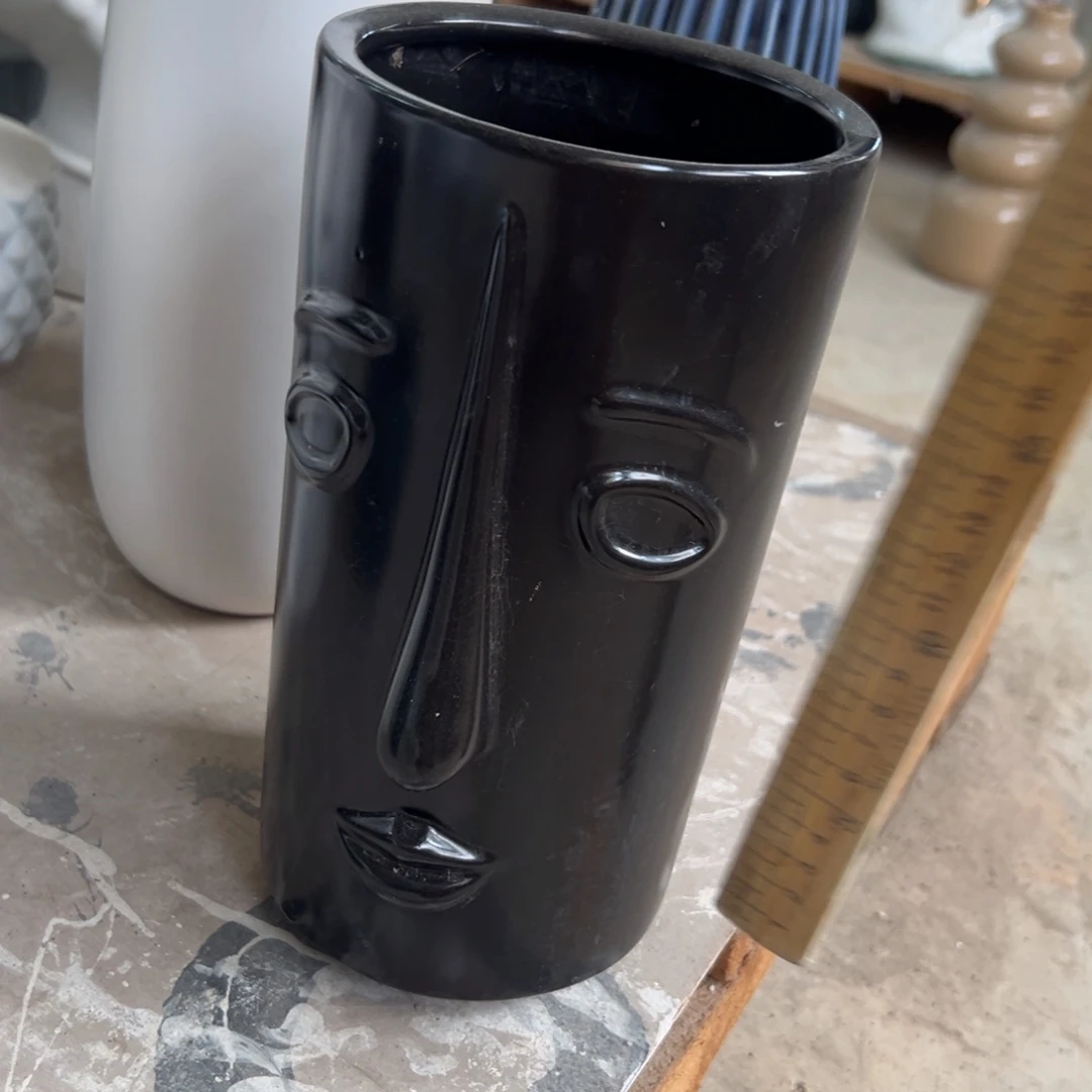 微瑕青花瓷器值得厚爱
