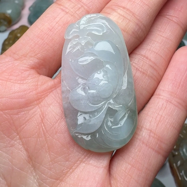 翡翠未镶嵌颈饰吊坠