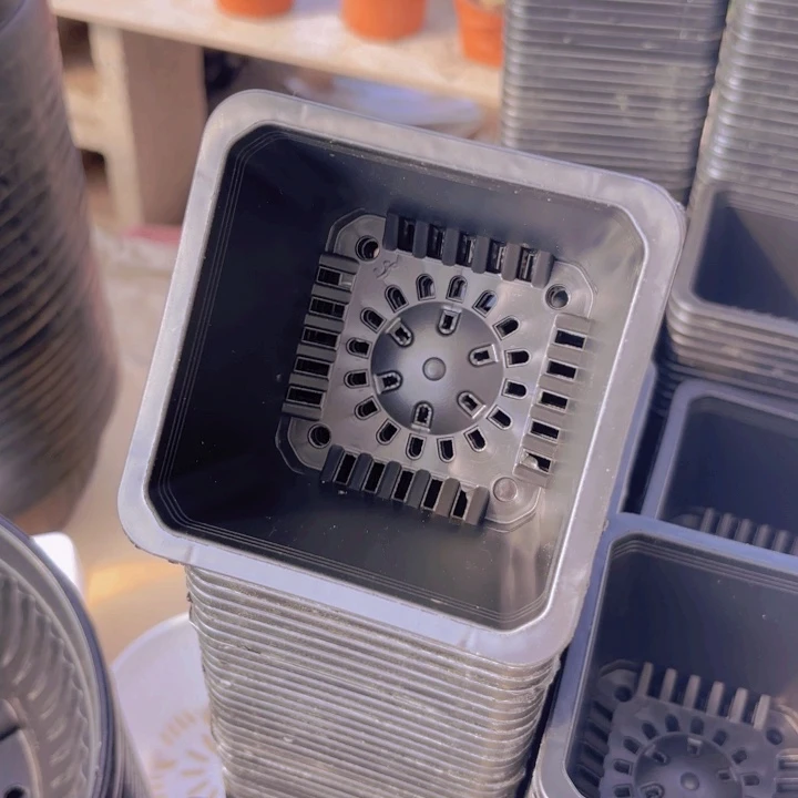 9公分黑色方盆口9高7一组10个