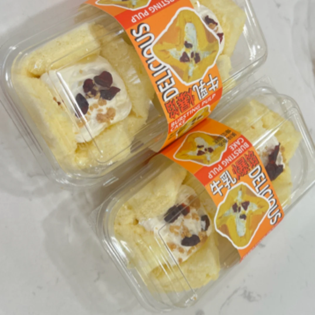 牛乳爆馅蛋糕动物奶油