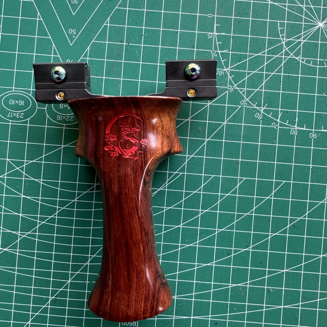 倡弘无极黑武士90一26反向平头快压配春天手绘龙柄弹弓