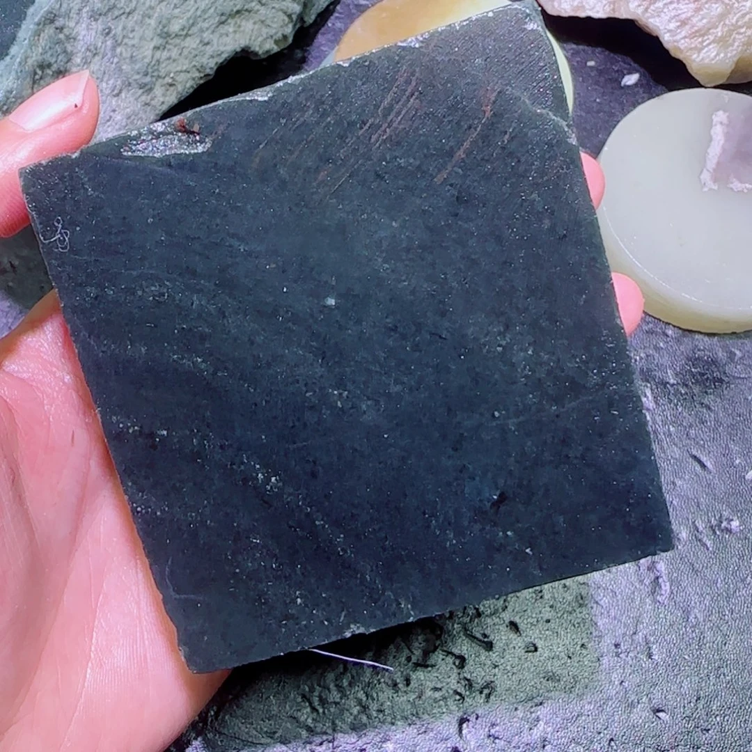 和田玉未镶嵌珠宝半成品