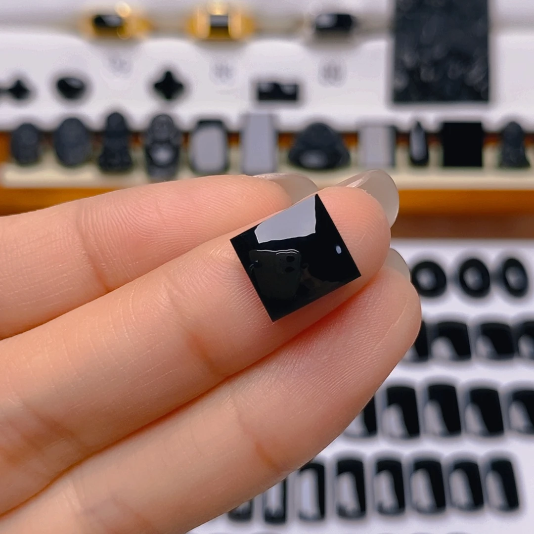 A***恩翡翠未镶嵌戒指戒面