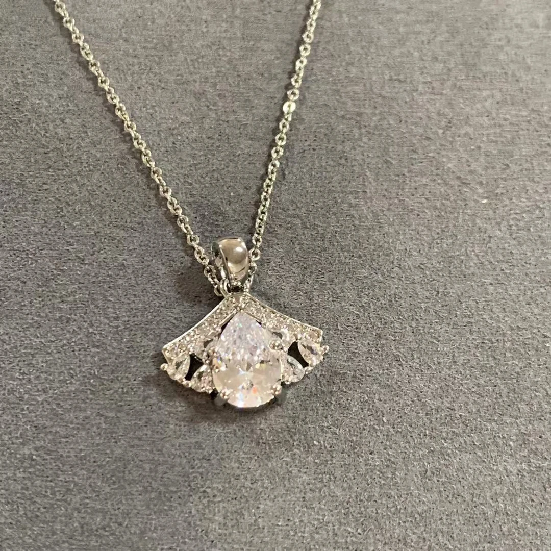   【南非定制】经典高级轻奢大气百搭吊坠xb114846