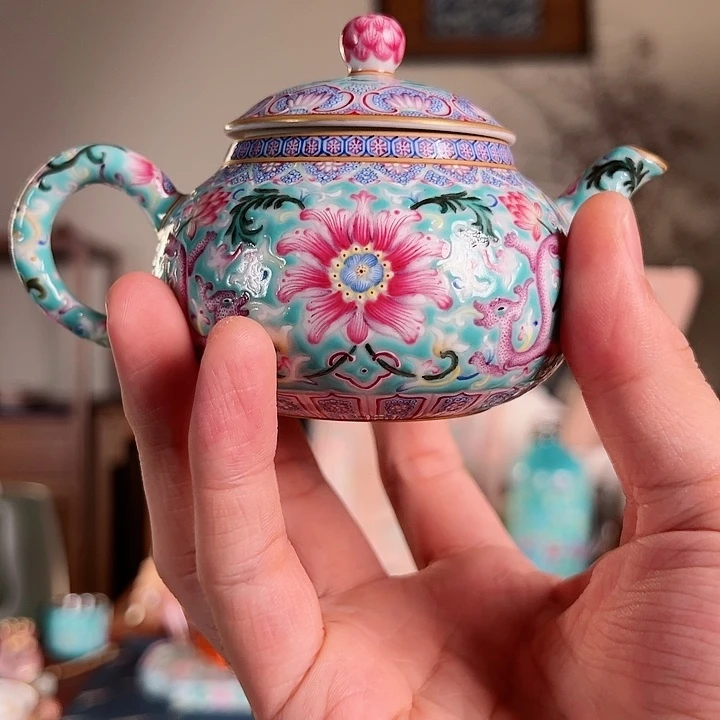 鱼*游松石绿小壶缠枝莲