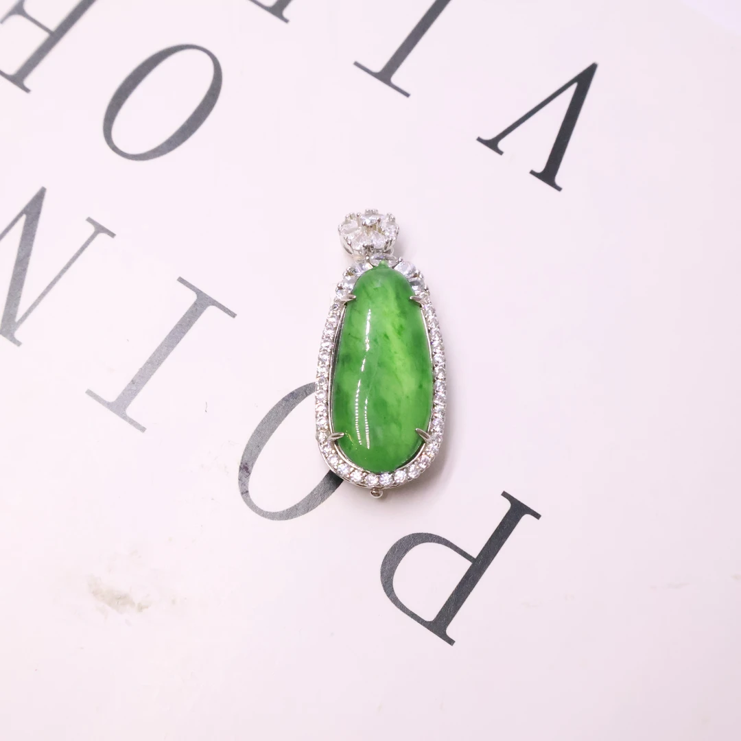 王宝宝翡翠.天然A货翡翠福瓜吊坠.银镶.裸石28*11mm.多样发一翠阳