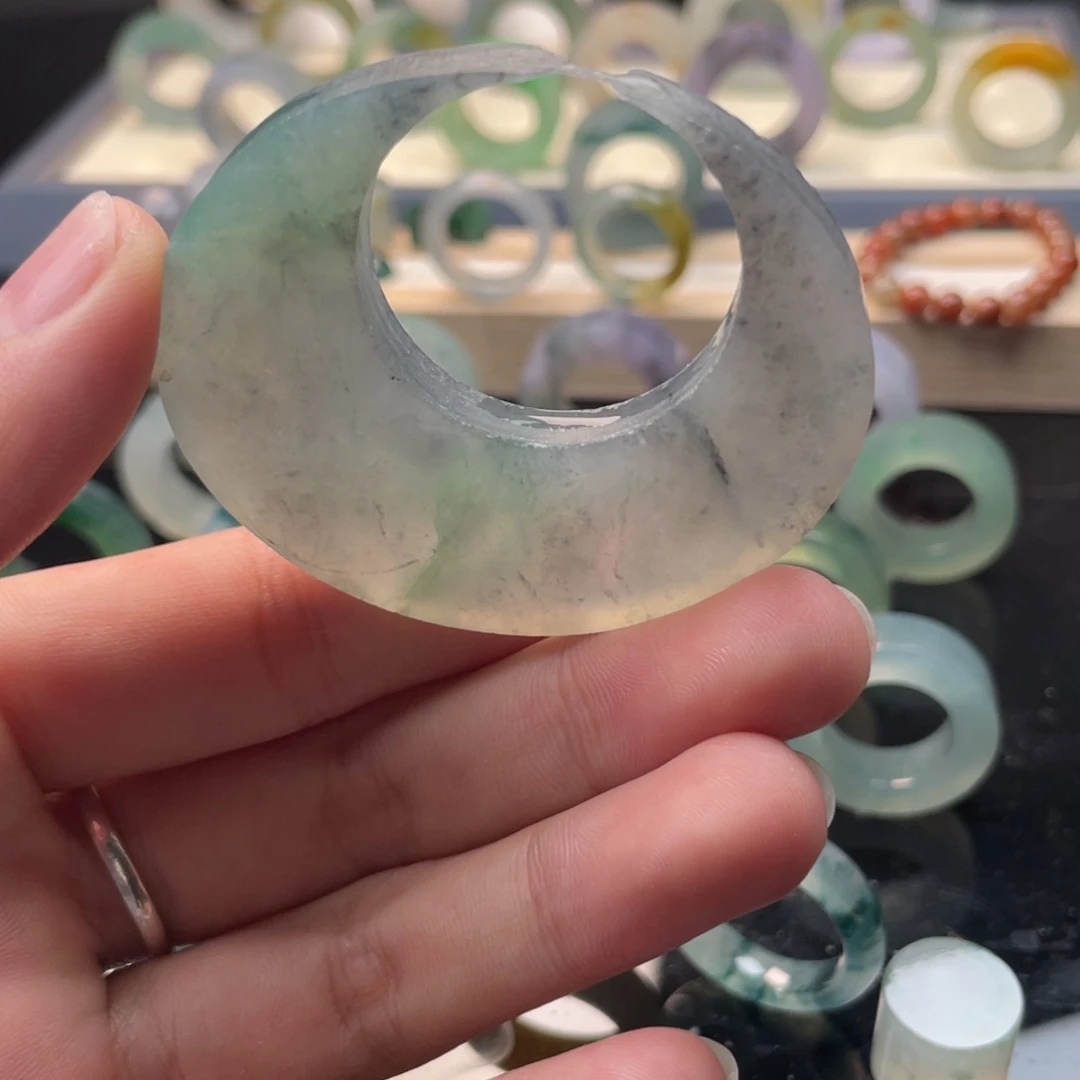 未镶嵌定制翡翠冰绿乌鸡