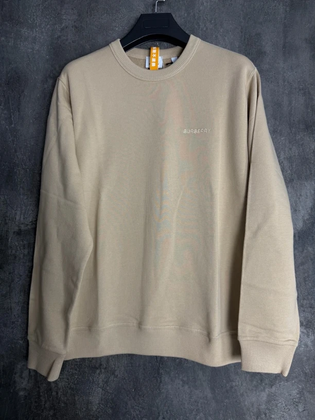 全新未使用 BURBERRY/博柏利 卡其色背后战马圆领套头卫衣/959339