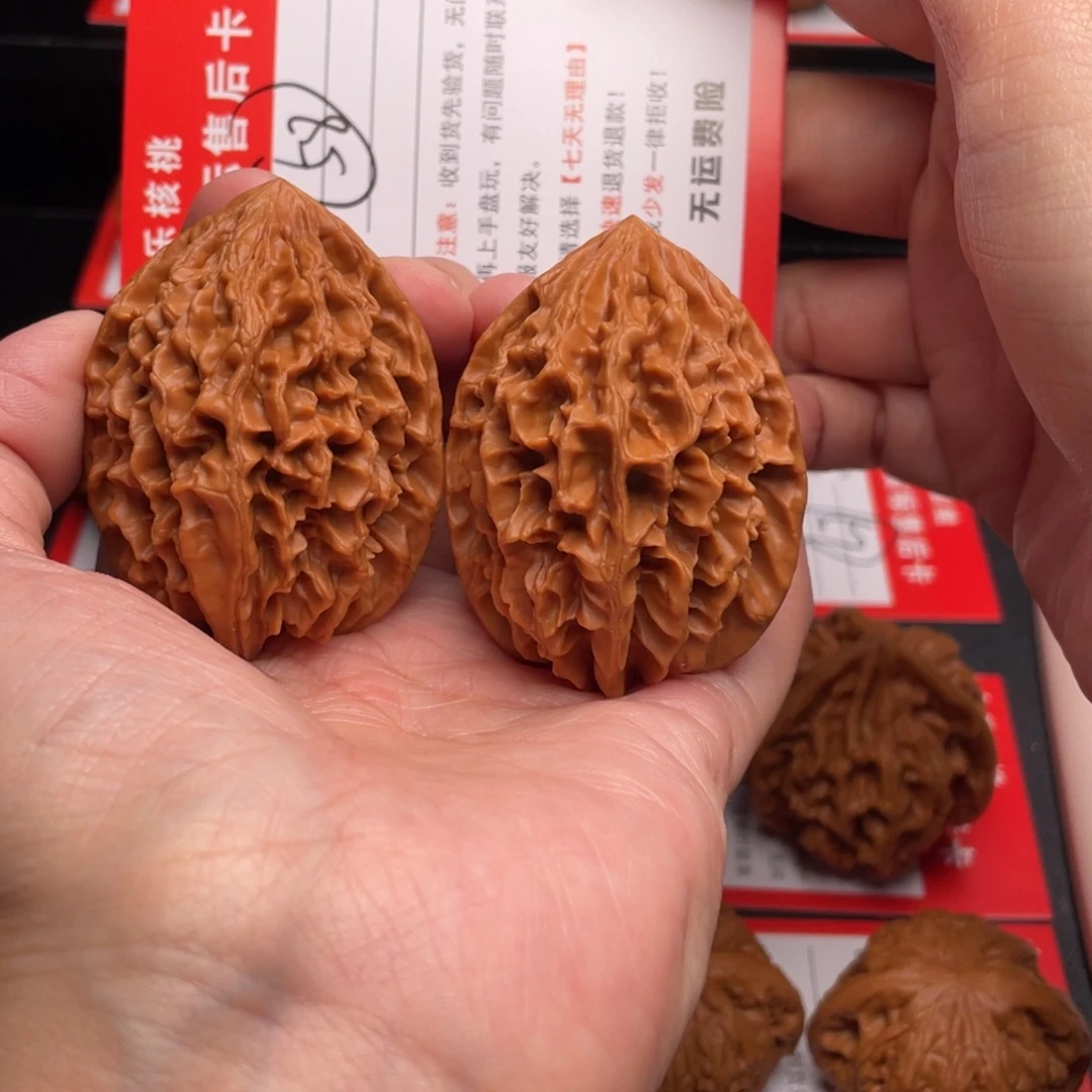 文玩核桃把件招财鼠41克重56