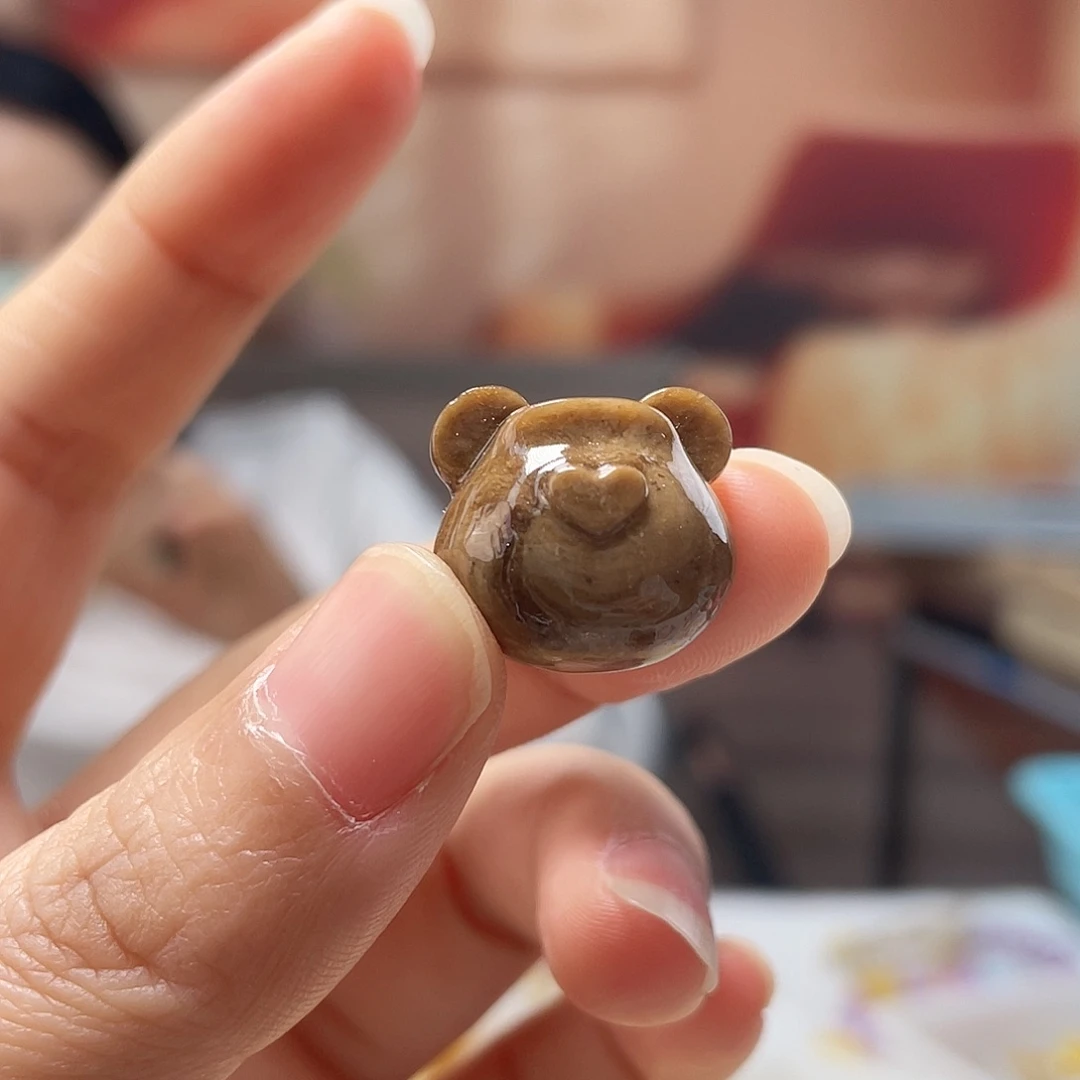 琥珀未镶嵌裸石吊坠