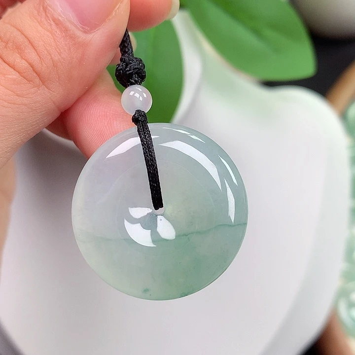 颈饰未镶嵌翡翠平安扣 28.3x5.8mm