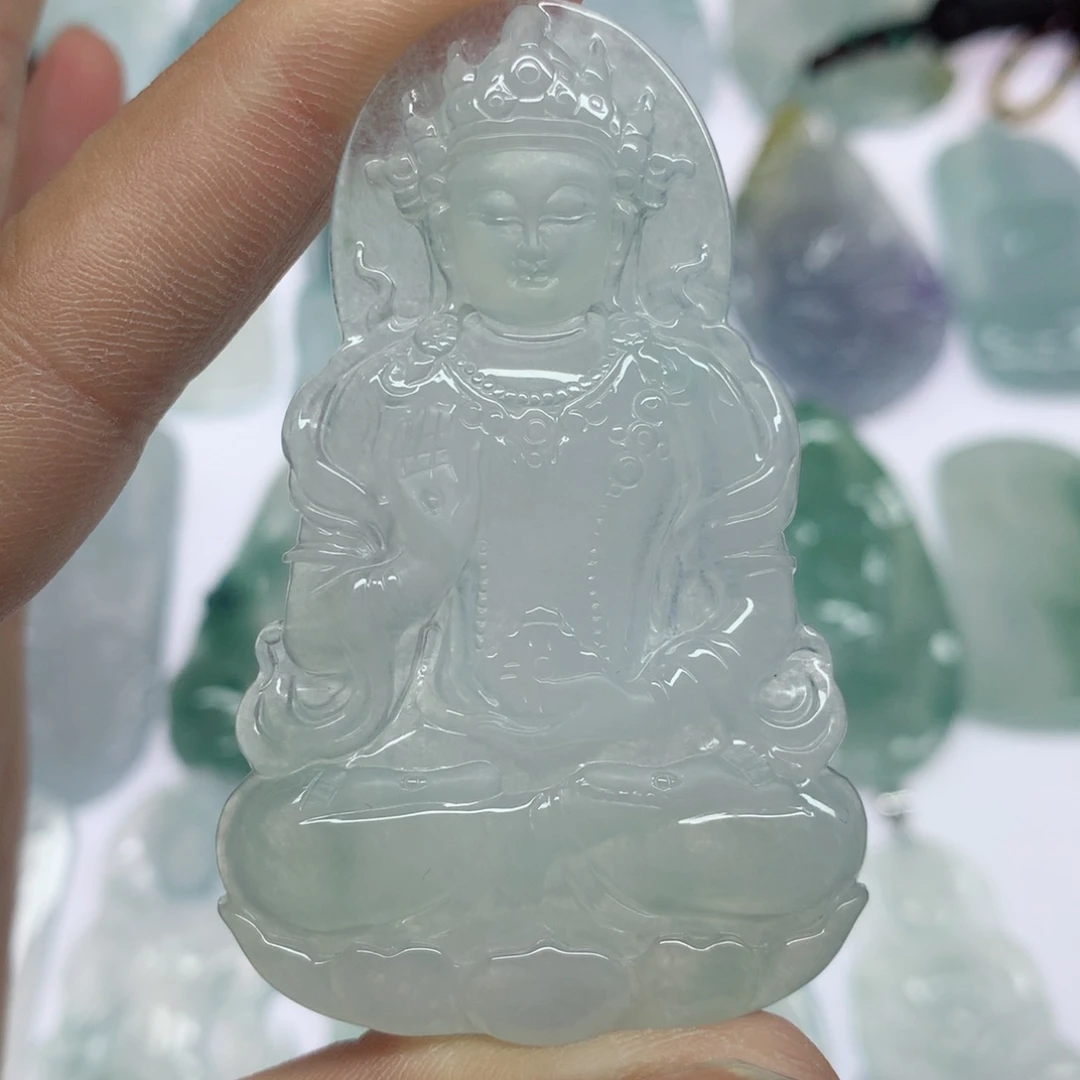 翡翠颈饰未镶嵌度母观音