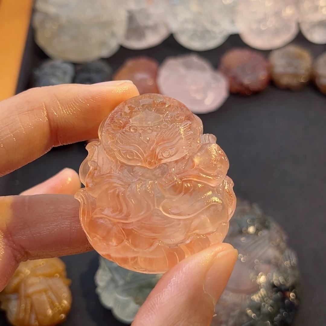 水晶颈饰未镶嵌是**哈粉胶花莲花修仙