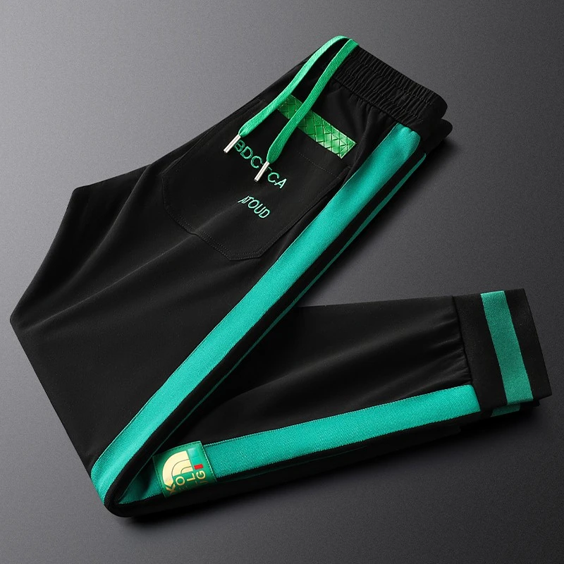 轻奢黑色侧条纹休闲裤男秋冬季新款款修身束脚刺绣潮牌休闲运动裤