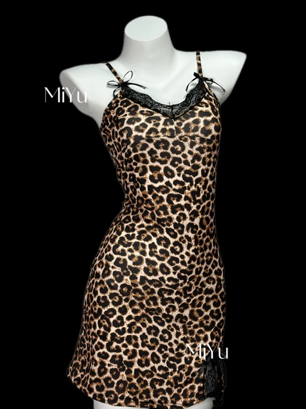 【觅妤】MiYu豹纹吊带包臀睡裙