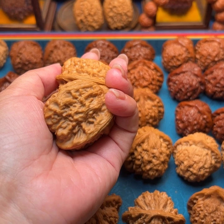 吊坠桃核时***人好好好好好好