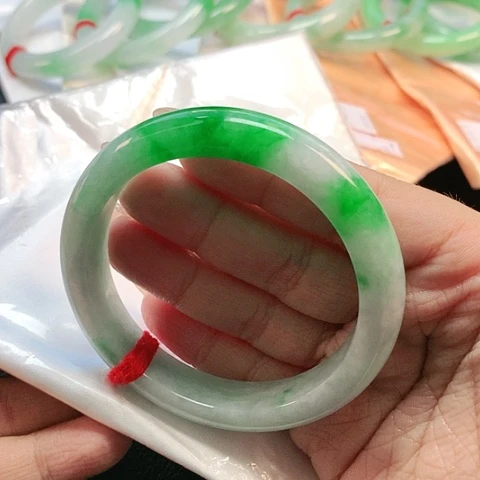 未镶嵌手镯翡翠1323