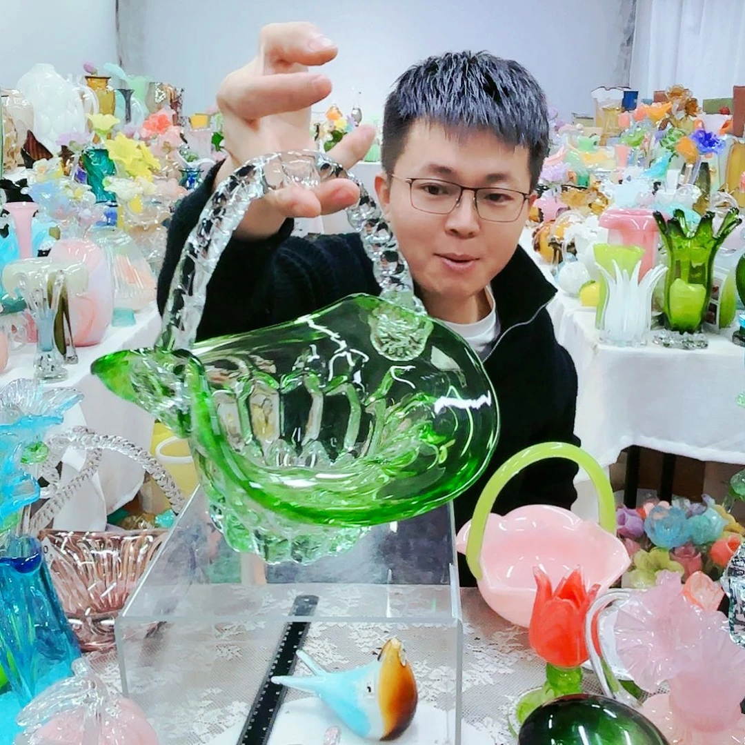 福利不退不换琉璃花瓶艺术品