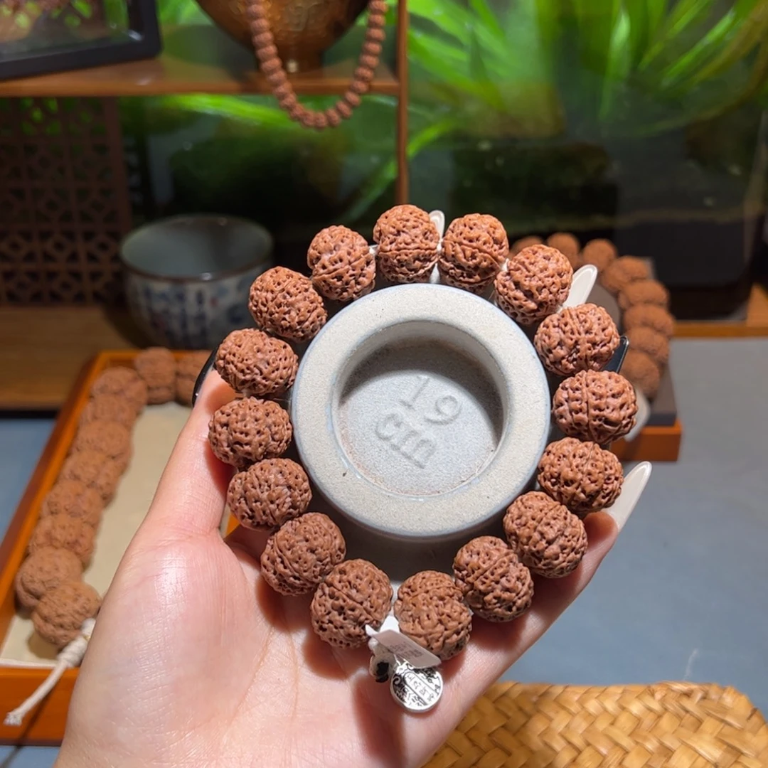吊坠金刚菩提六瓣蜂窝招财款21mm