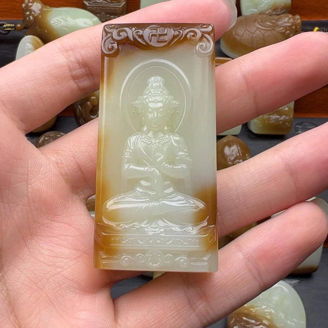 颈饰未镶嵌和田玉