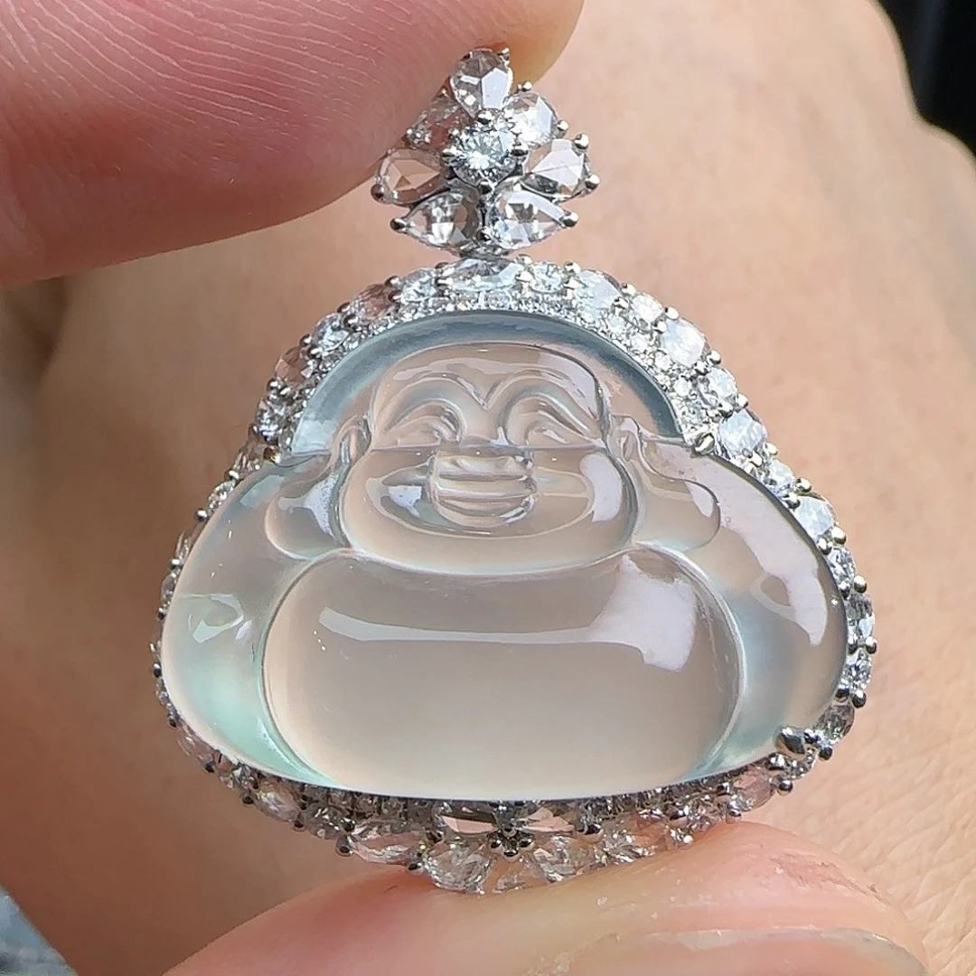 翡翠18K金镶嵌颈饰天然翡翠
