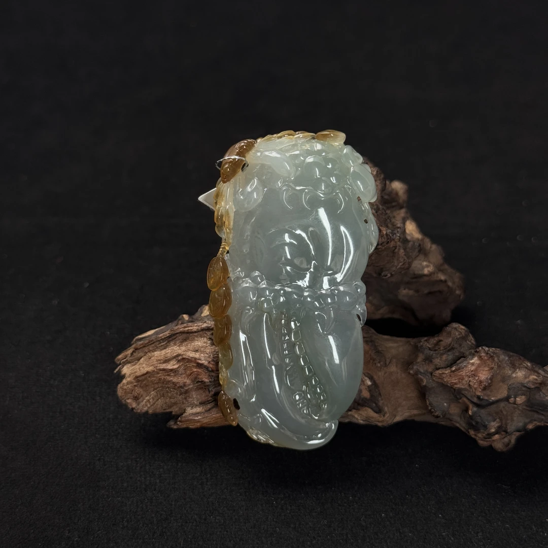 【诚翠拍品第九十九期午】翡翠68吊坠HQT7096