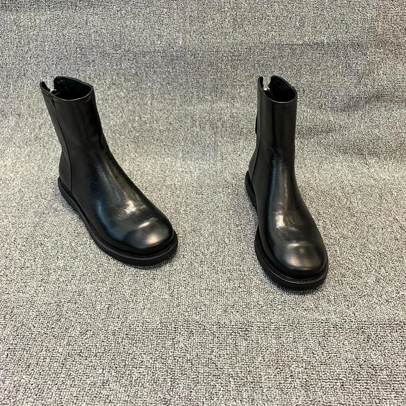 2024秋冬新款欧货欧洲站女靴低跟平底时尚百搭圆头马丁靴拉链短靴