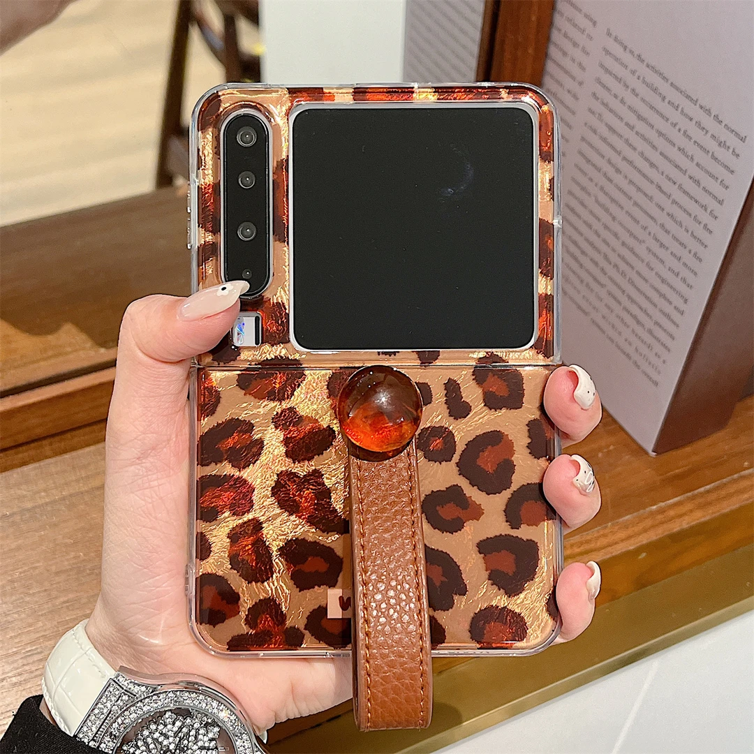 适用华为Pura x手机壳豹纹圆珠手带pocket2折叠屏小米荣耀保护套