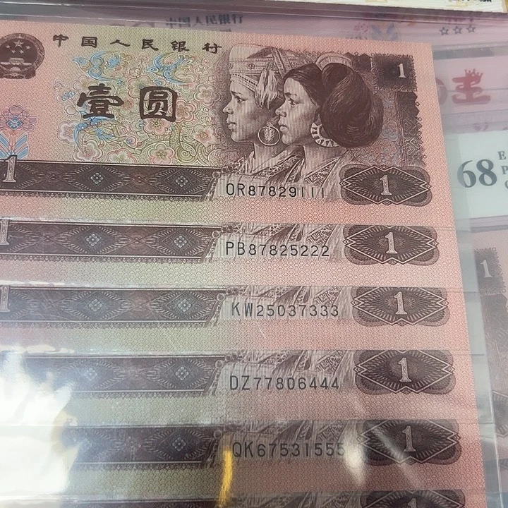 961豹子套装无4，111-000