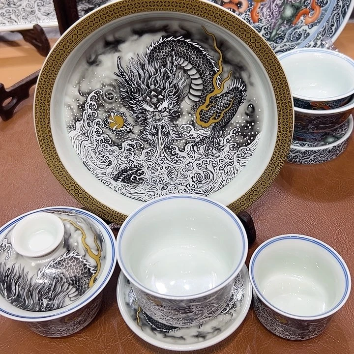 摆件景德镇陶瓷艺术展为主？景德镇陶瓷艺术