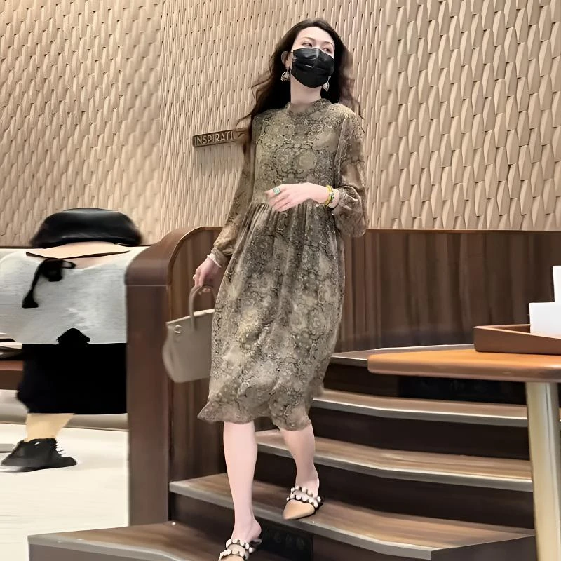 高级感宽松长袖连衣裙女2025春季新款法式中长款遮肚气质雪纺裙子