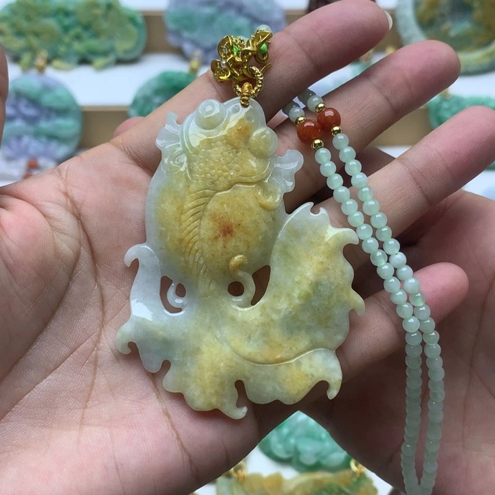 颈饰未镶嵌翡翠翡翠