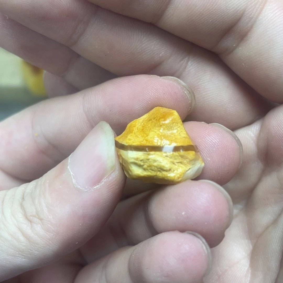 未镶嵌定制琥珀定制