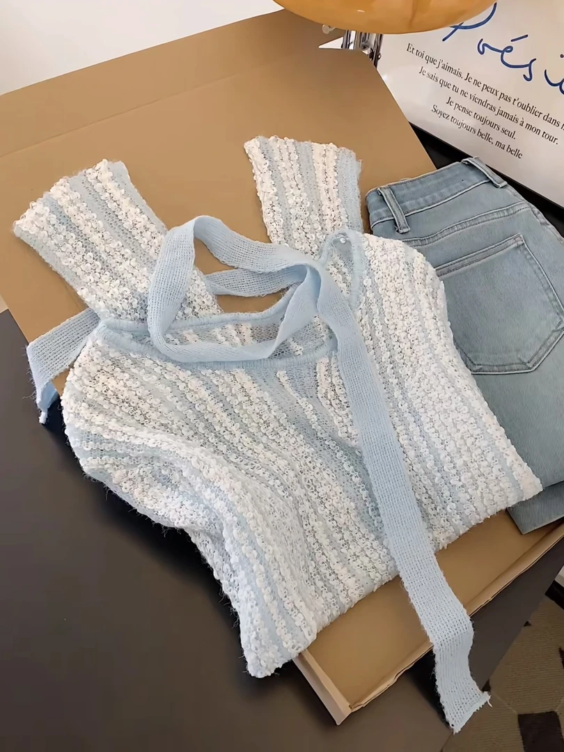 2025年春新款别致镂空女装时尚镂空长袖宽松罩衫针织衫高级感上衣