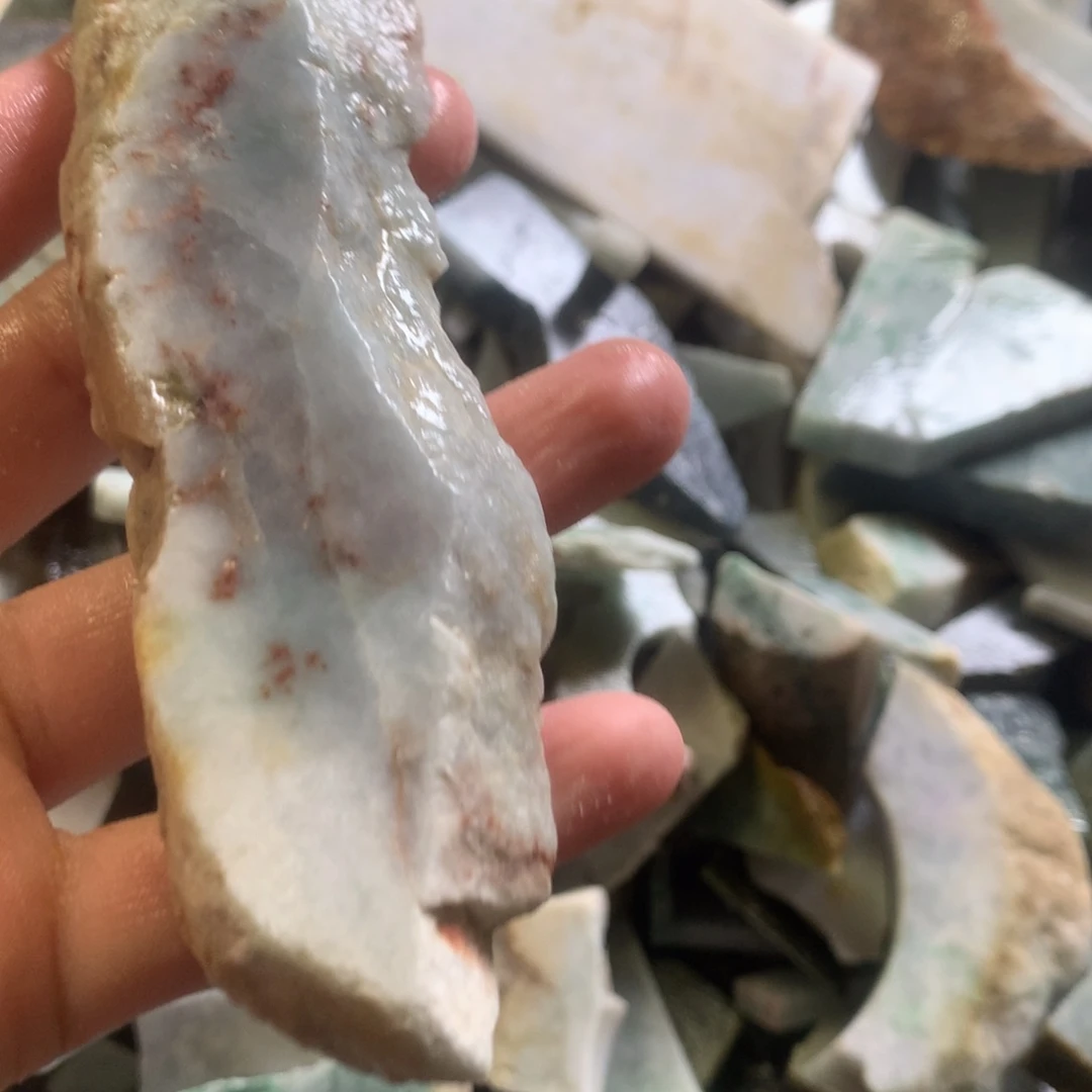 翡翠颈饰未镶嵌缅甸翡翠