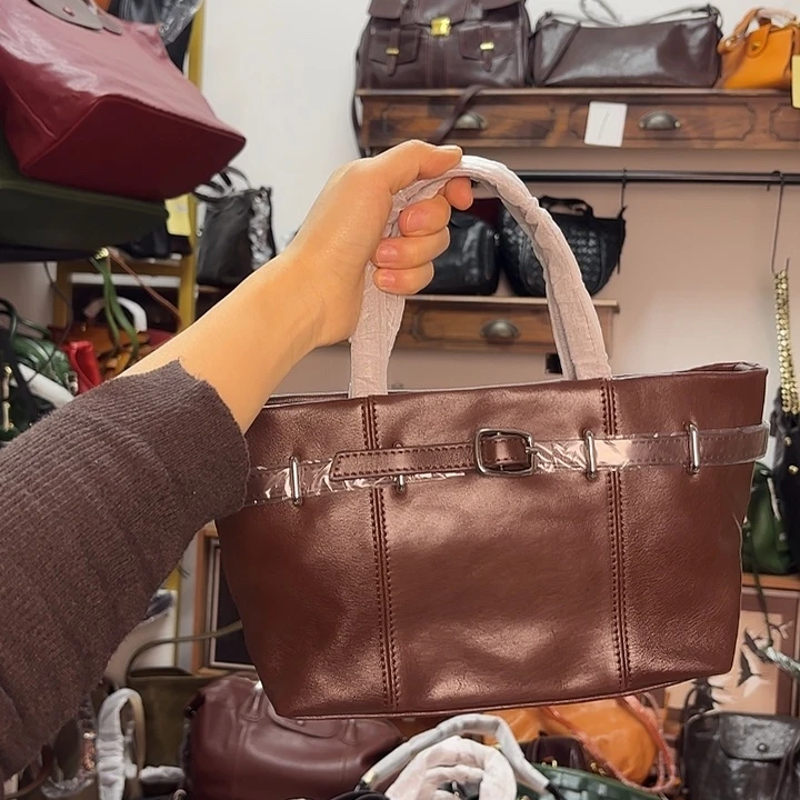 头层牛皮牛皮机车手提斜挎