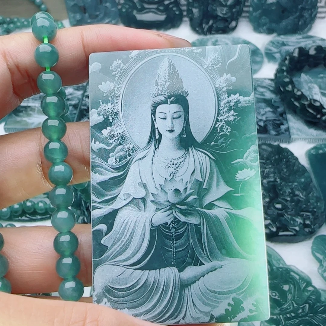 翡翠未镶嵌颈饰多样性发货天然的A货翡翠
