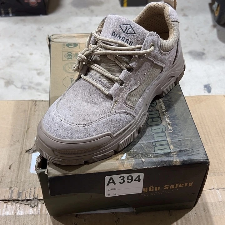 394号。40码防砸防刺劳保鞋。鞋底磨损介意勿拍
