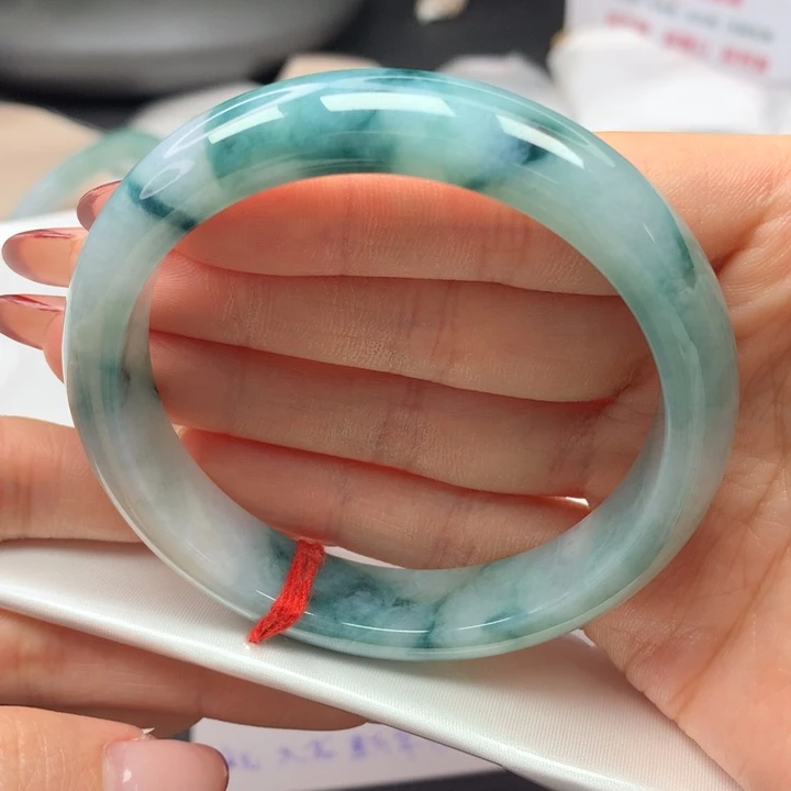 翡翠手镯未镶嵌60正圈